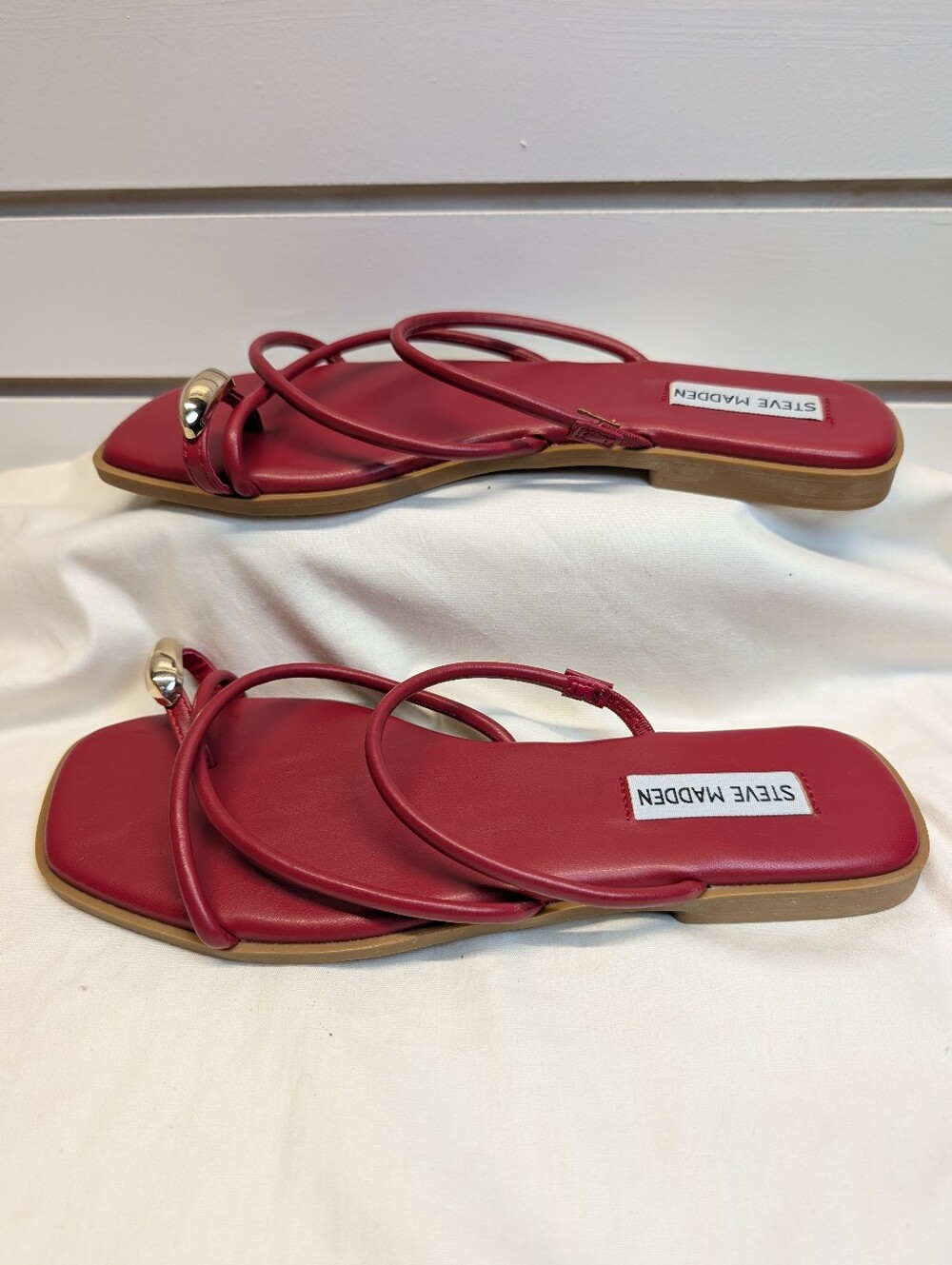Steve Madden Anniston Red Sandal Size 9 NEW - Picture 4 of 7